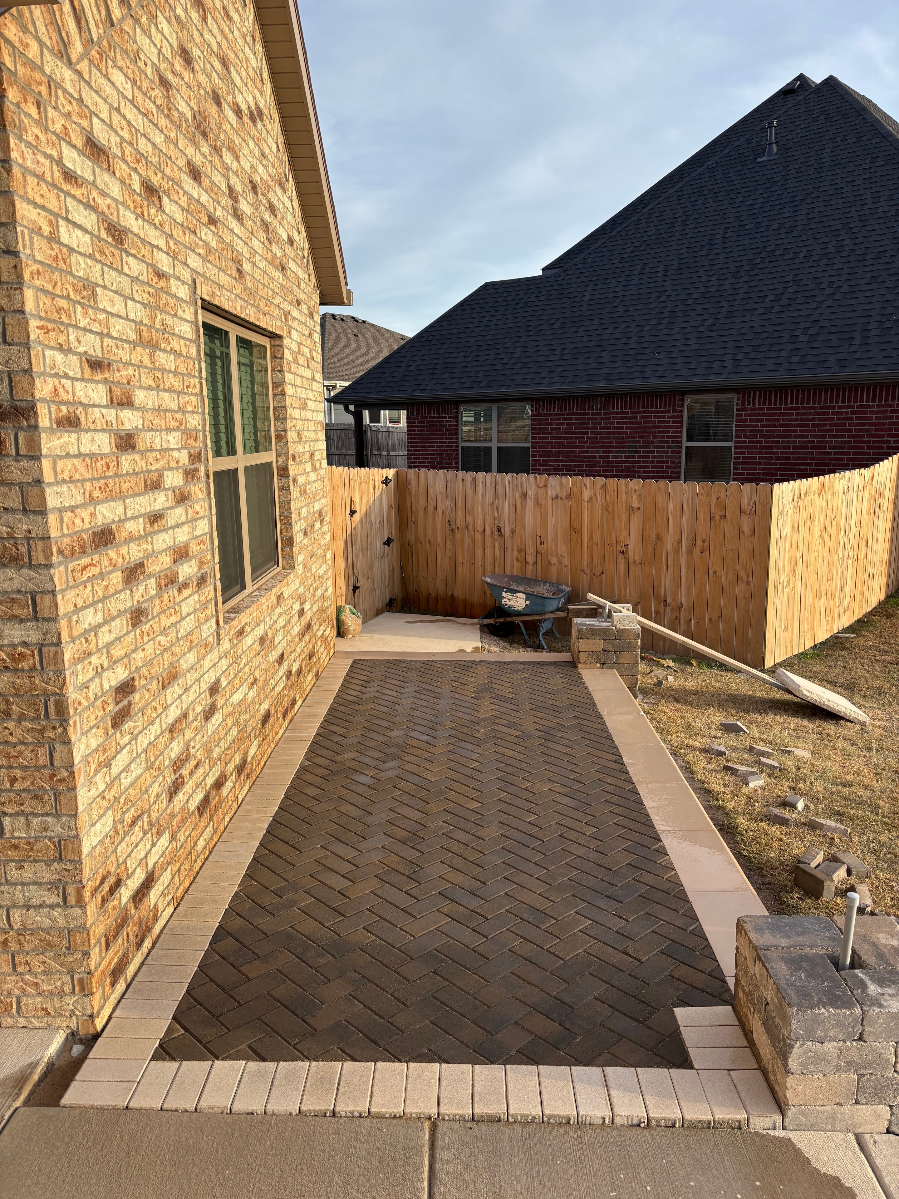 Retaining wall and landscaping concrete work completed